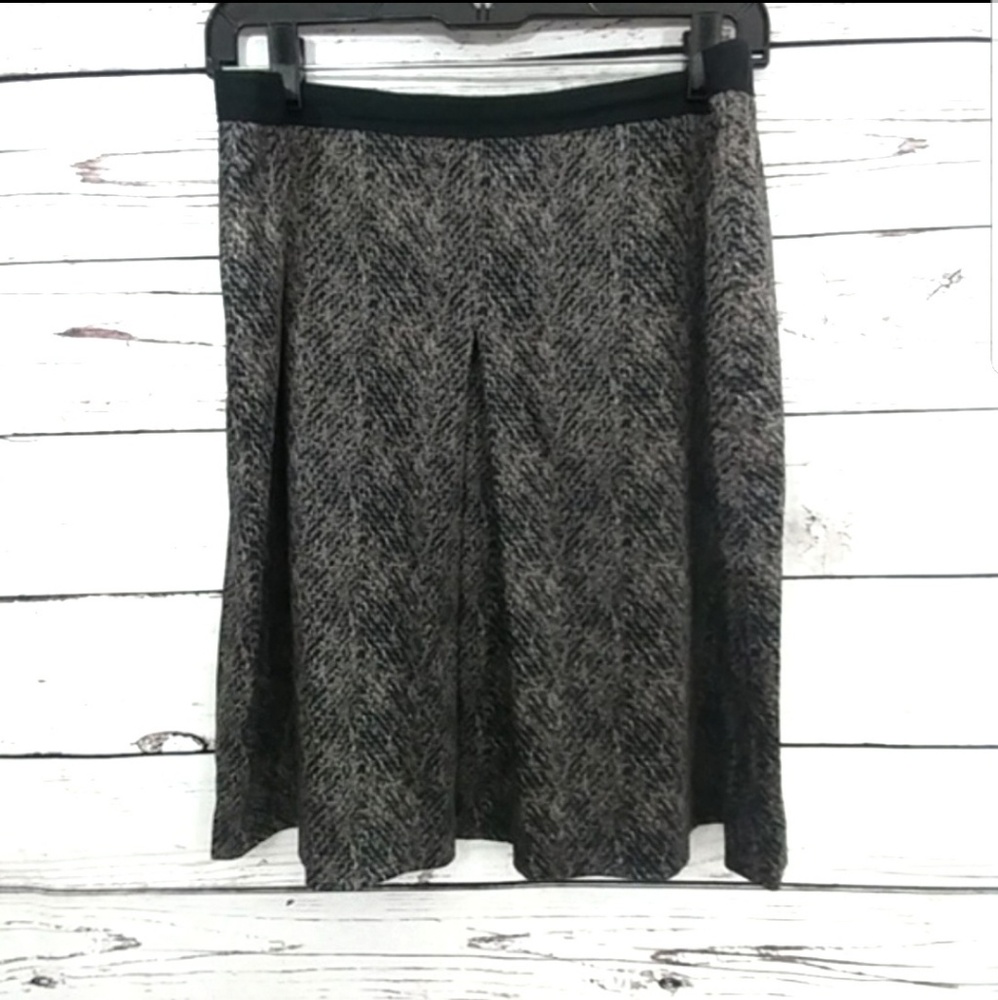 Ann Taylor Pleated Skirt Size 12